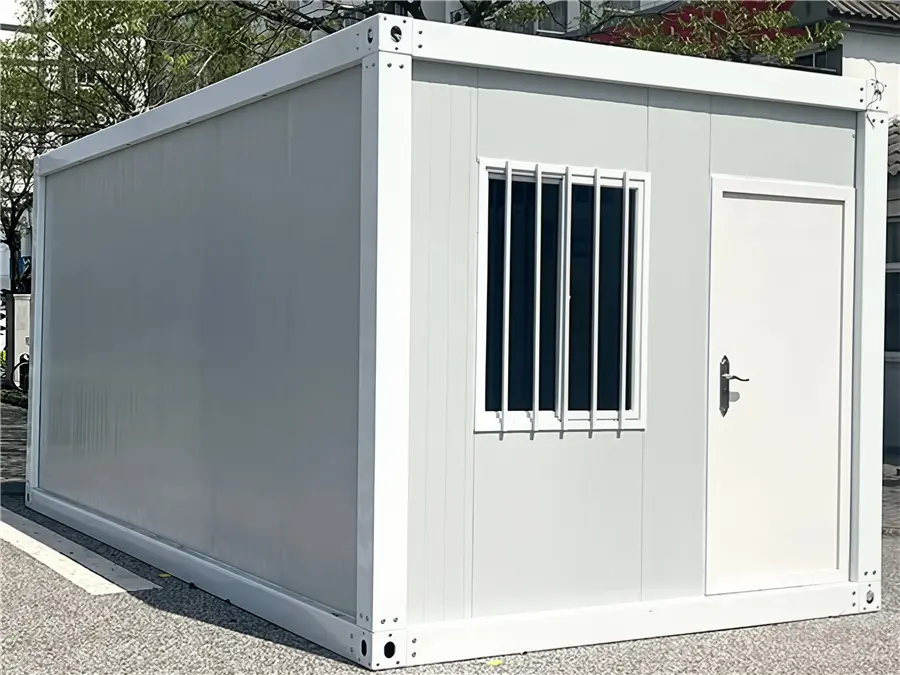 Z-Shape Container House4.jpg