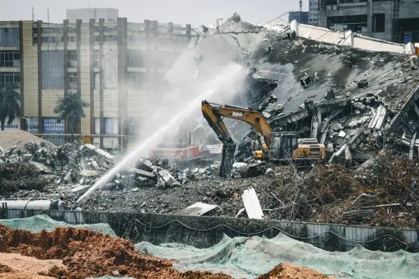 The Jiaozhou City Comprehensive Law Enforcement Bureau demolished illegal prefabricated buildings, and TERAN's compliant products were favored.